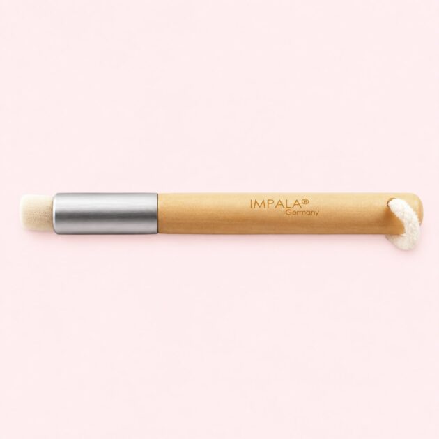 IMPALA Mini Pore Cleansing Brush