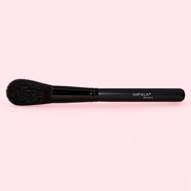 IMPALA Powder Brush