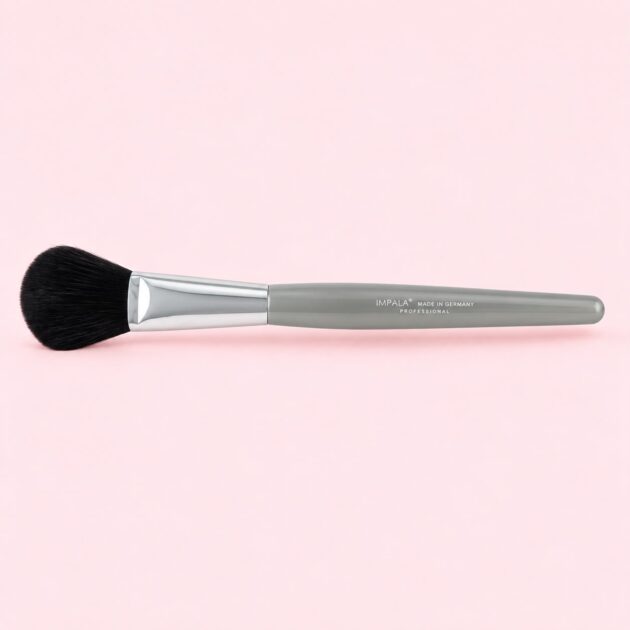 IMPALA Make-up Brush